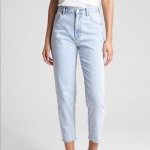 MOM JEANS (GAP)